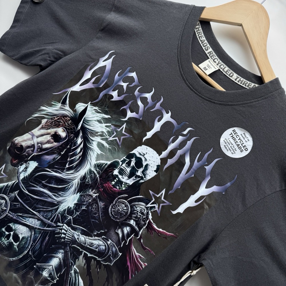 Recycled Threads Destiny T-Shirt Mens Medium Gray Skull Knight Graphic Tee Retro